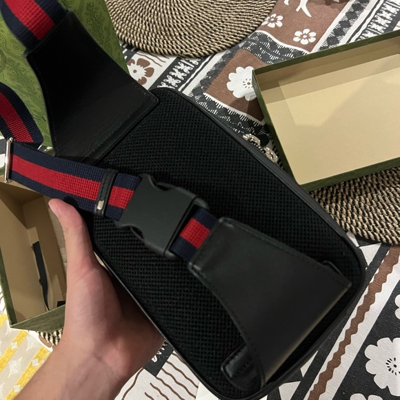 GUCCI GG BELT BAG - Picture 3 of 6